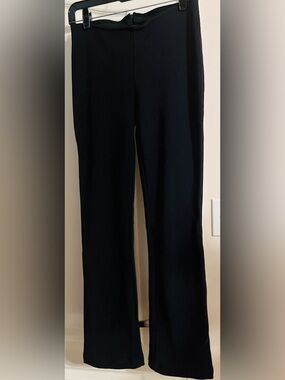 Black Straight-Leg Women's Pants — Sleek Everyday Wear